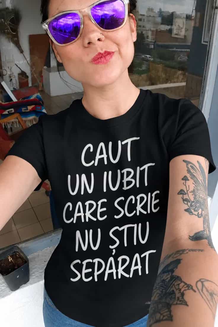 Tricou amuzant Caut iubit gramatical - CAUT UN IUBIT
