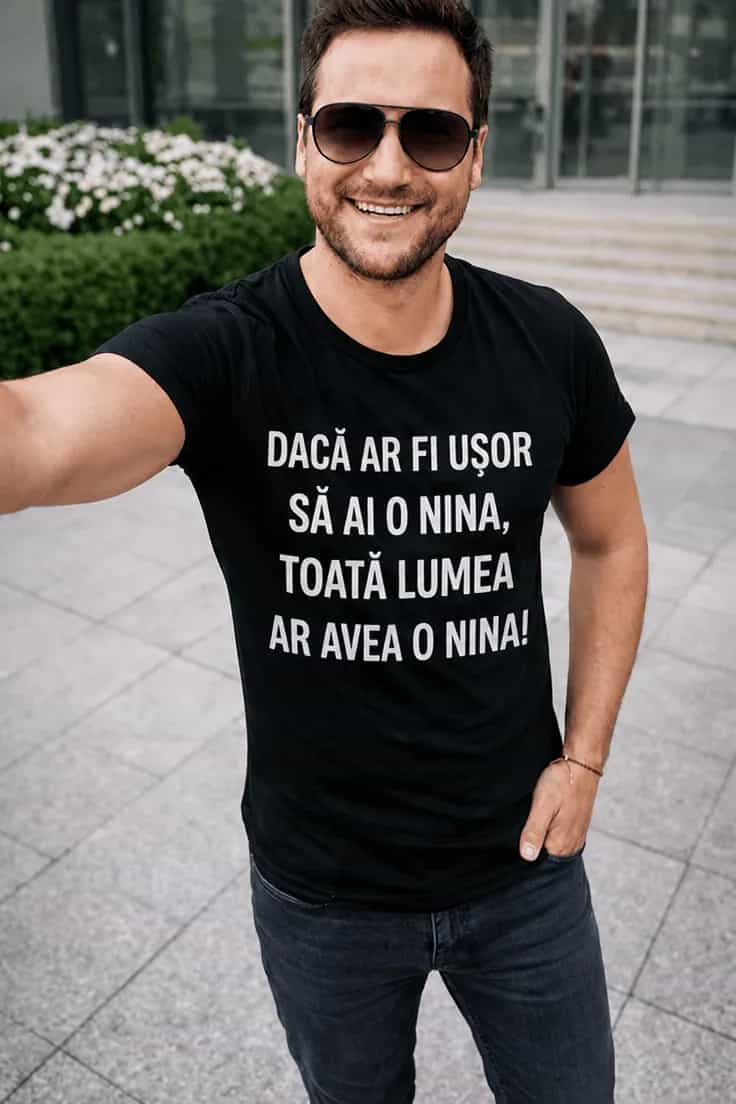 Tricou amuzant Ușor cu nume personalizat