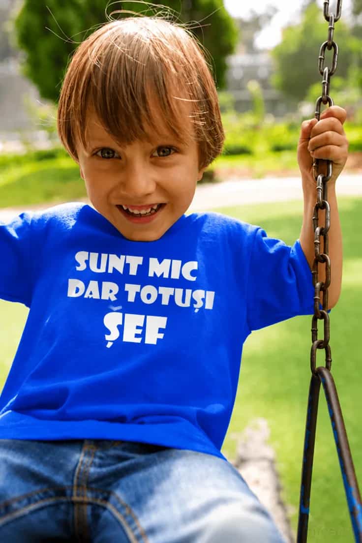 Tricou copii Șef mic dar hotărât cu text roșu