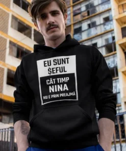 Bluză amuzantă Eu sunt șeful cu nume personalizat, cu mesaj haios pentru cadou