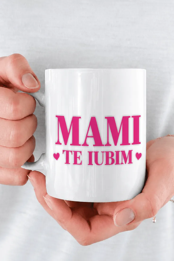 Cană amuzantă Mami te iubim cu mesajul MAMI TE IUBIM